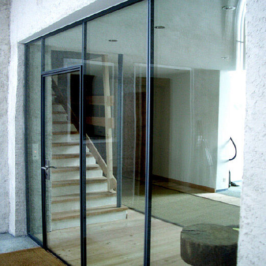 Haus S-chanf | Rahmenlose Verglasung
