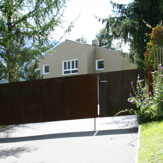 Haus Scuol | Gartentor rostig