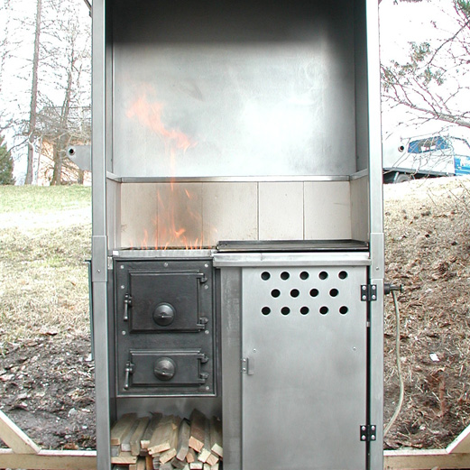 Hotel Brail | Grill aus Chromstahl